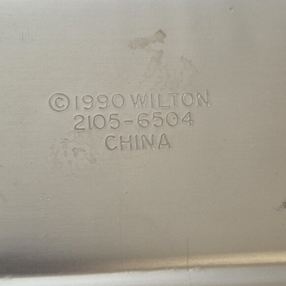 1990 Wilton First And Ten Football Cake Pan 2105-6504 - Picture 4 of 6